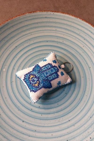 Uretti - Sibel 2453 3032 Χειροποίητο μπρελόκ Hamsa Blessing Hand Cross Stitch