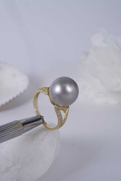 Aksesuaring Okyanus İncisi Gri renkli Gümüş Yüzük