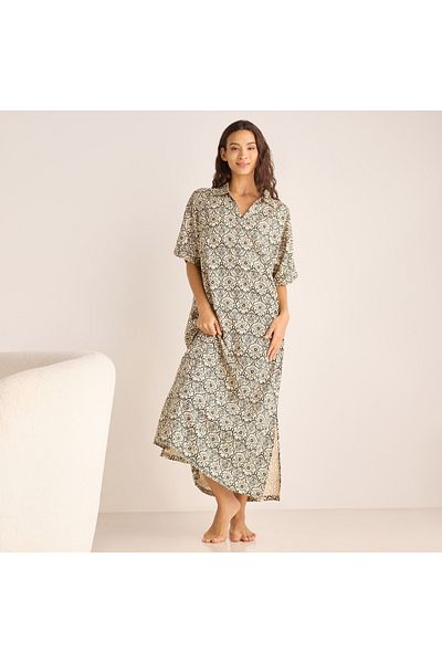 FAV فستان نوم مطبوع مع ياقة وأكمام قصيرة
