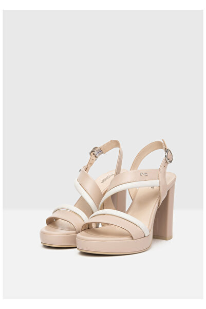 Nero Giardini sandals