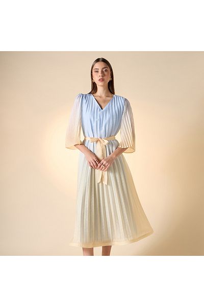 Iconic Iconic Pleated V-neck Dress with Tie-Up Belt and Flared Sleeves