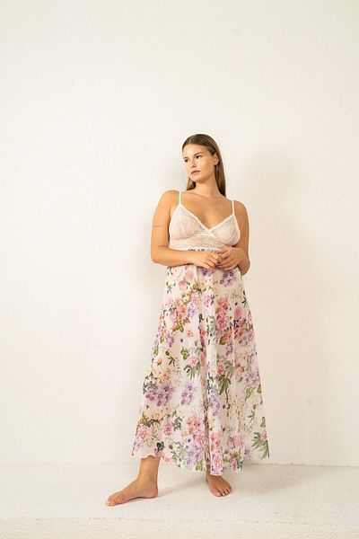 Magic Form Patterned Printed Chiffon Fabric Long Nightgown