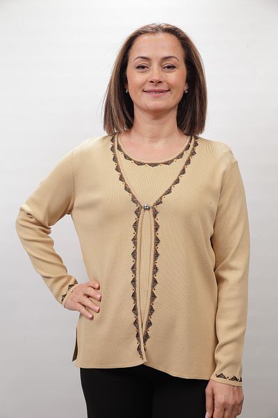 Sude Women's Plus Size Handwork Knitwear Suit Beige 6550