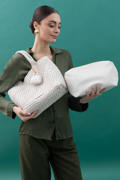 Sisley Utilizarea scaunului pentru femei SLY219 Tavă albă pentru podea