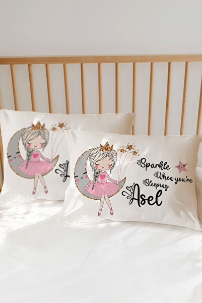 Homamia İsme Özel Baskılı %100 Pamuk Bebek Yastık Kılıfı Aydaki Kız