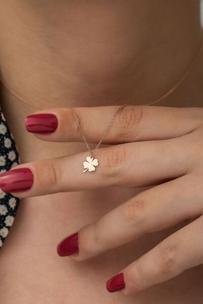 Papatya Silver 925 Ayar Rose Altın Kaplama Gümüş Yonca Kolye