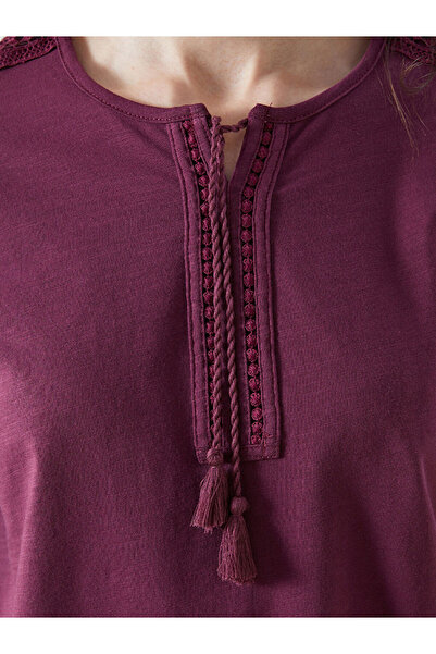 LC Waikiki Bağlamalı Yaka Nakışlı Kadın Bluz