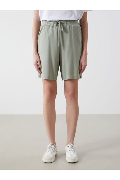 LC Waikiki Lcw Women's Elastic Waist Straight Shorts Fast Fashion
