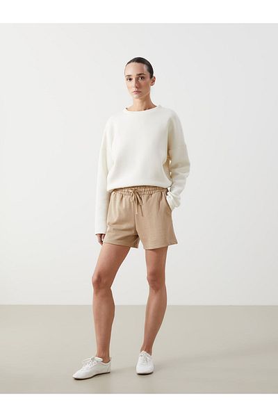 LC Waikiki New Season Women's Shorts with Elastic Waist - S5I993Z8
