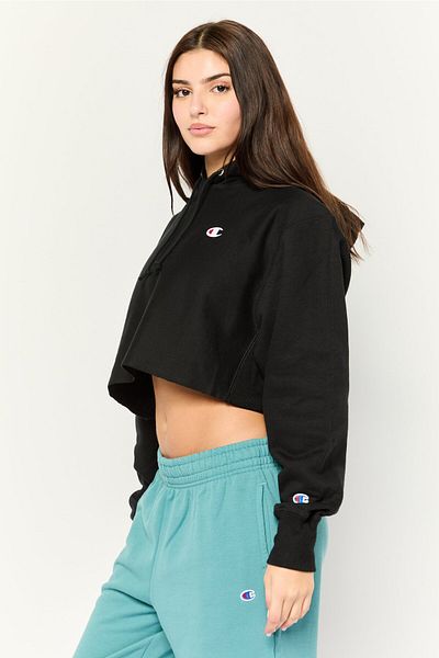 Champion Women Sportswear Fit Long Sleeve Outdoor Cropped Sweatshirt, Black