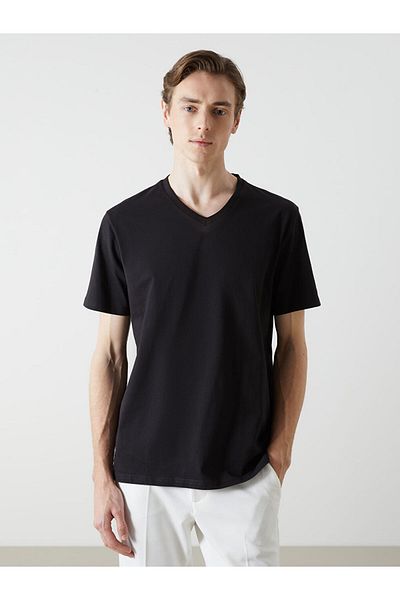 LC Waikiki New Season V Neck Short Sleeve Combed Cotton Ανδρικό Tisort - S5I687Z8