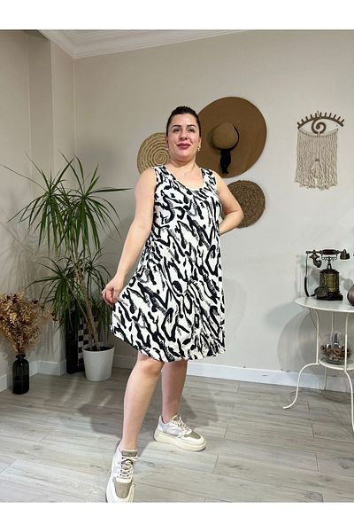 MJORA Φόρεμα με υφαντό ύφασμα άνετης εφαρμογής Plus Size