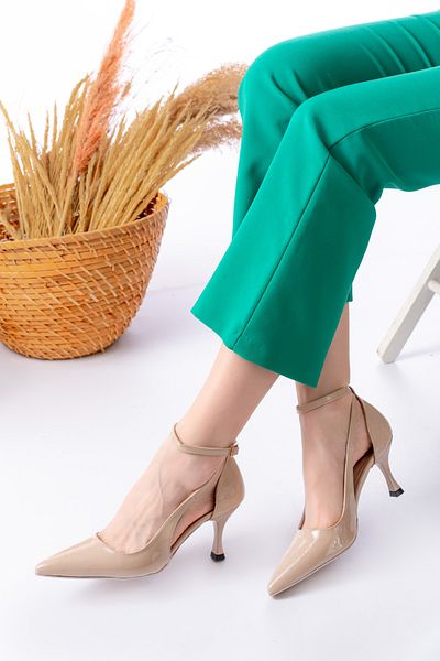 marinarosse Women's Alina Beige Patent Leather Classic Heeled Shoes