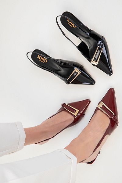 SOHO Klassische Damenschuhe mit Absatz aus bordeauxrotem Lackleder 20387