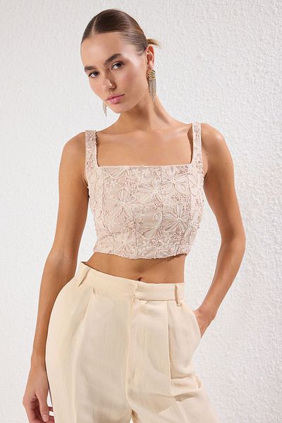 Trendyol Collection Obyčejný pudrový čtvercový pásek za krk Žebrovaný pletený tyl Stylový/noční prsatější
