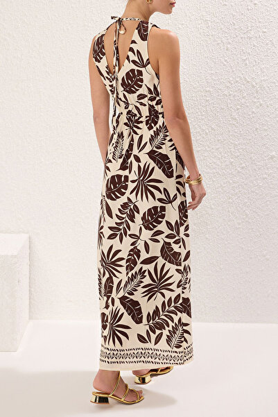 Edit by Trendyol Braunes, regulär gewebtes Kleid TEDSS25EL00005