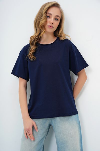 Trend Alaçatı Stili Women's Navy Blue Crew Neck Basic T-Shirt Alc-X13684