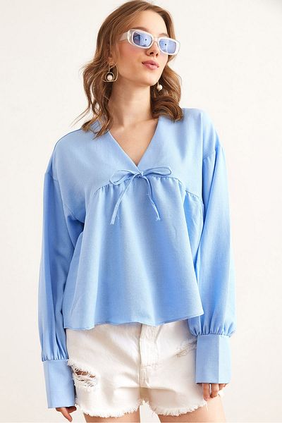 Olalook Γυναικεία Baby Blue V λαιμόκοψη με δαντέλα με λεπτομέρειες BLZ- 19002860