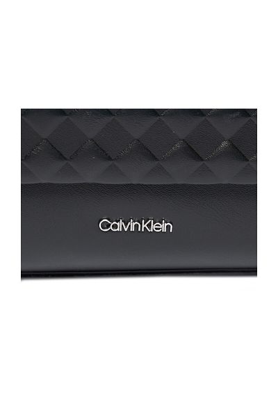 Calvin Klein Logo Taška na řetěz K60K611990BEH TAŠKA K60K611990 BEH