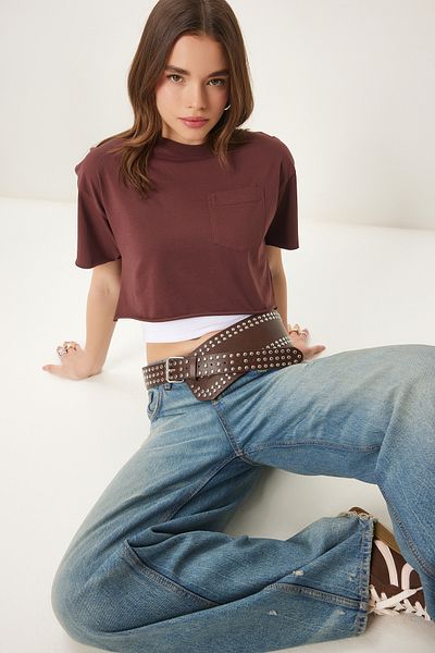 Happiness İstanbul Braunes Baumwoll-Crop-Strick-T-Shirt für Damen CR00443