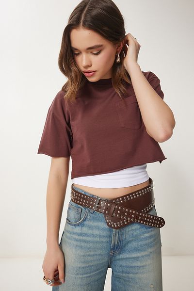 Happiness İstanbul Braunes Baumwoll-Crop-Strick-T-Shirt für Damen CR00443