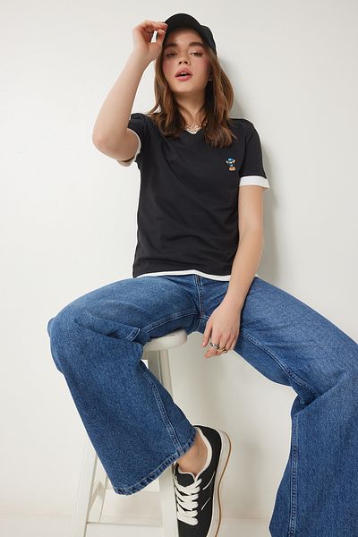 Happiness İstanbul Women's Black Teddy Bear Embroidered Cotton Knitted T-Shirt Cr00455