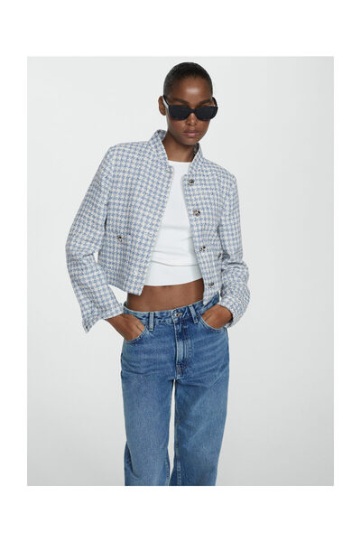 MANGO Woman Tvídové sako s kovovými knoflíky