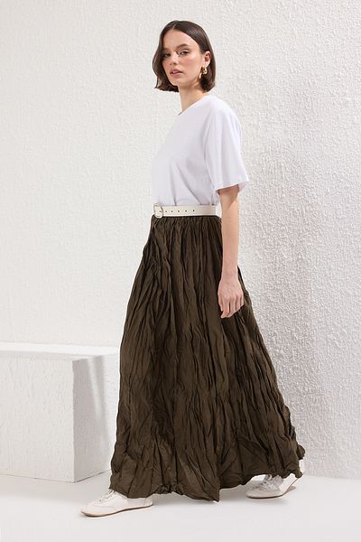 Trendyol Modest Khakifarbener, gewebter Rock aus gekräuseltem Stoff TCTSS25EE00016