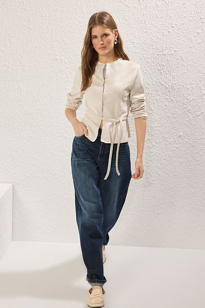 Trendyol Collection Ecru Regular Fit TWOSS25MO00043 Mantel