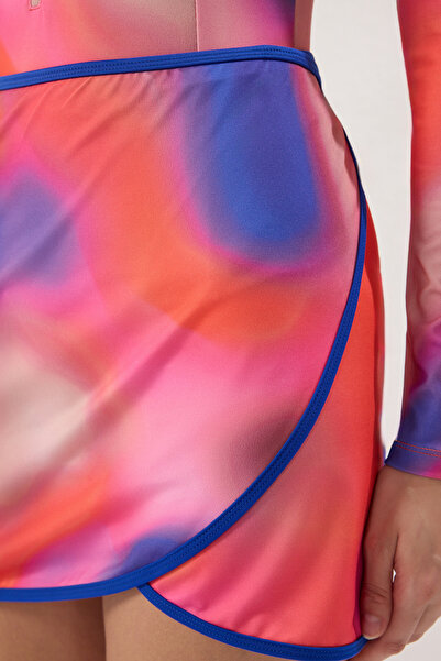 Trendyol Collection Strandpareo mit abstraktem Muster und Schnürung TBESS25PR00003