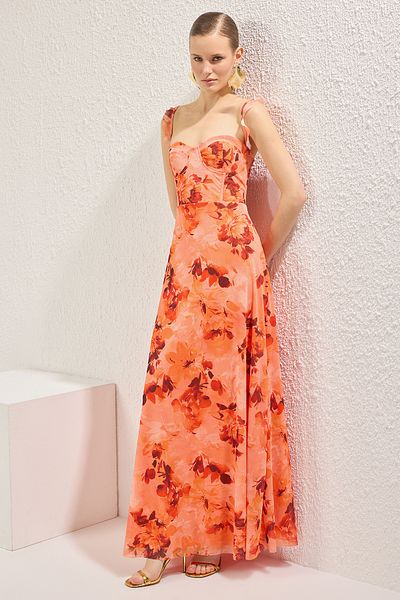 Trendyol Collection Mehrfarbiges, florales, gestricktes Maxi-Abendkleid aus Tüll in A-Linie und Heimkehrkleid