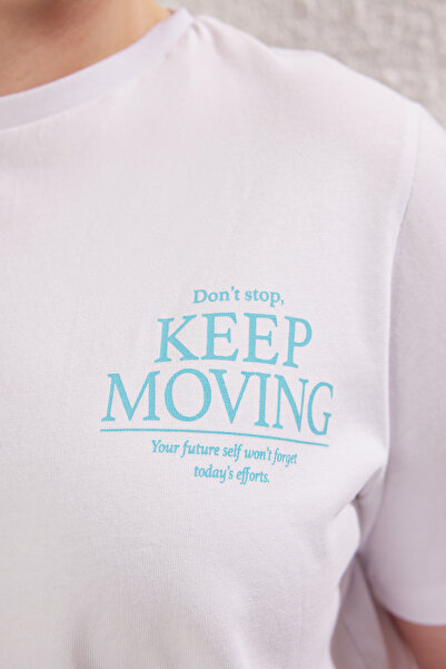 Trendyol Curve Λευκό μπλουζάκι μεγάλου μεγέθους - εμπριμέ στην πλάτη, Boyfriend Fit TBBSS25BF00059