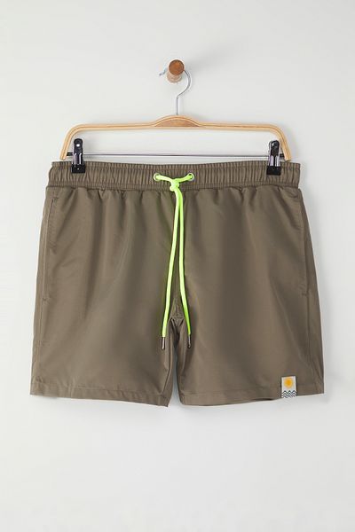 Trendyol Collection TMNSS23DS00026 Modell Khaki Standard-Badeshorts