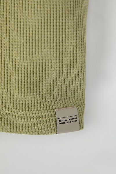 Trendyol Collection Farbblock-Mint-Oversize-T-Shirt – Übergröße TMNSS25BF00038