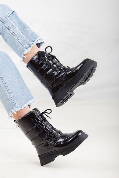 Ayakkabı Frekansı Grant Women's Lace-Up Fur Boots Black Patent Leather