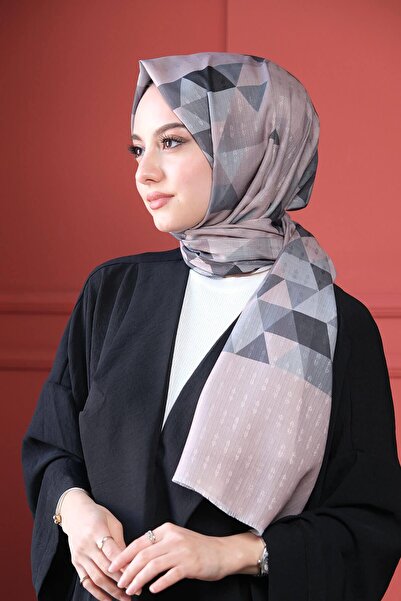 AFVENTE Памучен шал с триъгълник в кремав цвят