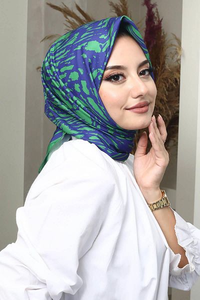 AFVENTE Green Soft Cotton Wavy Patterned Scarf