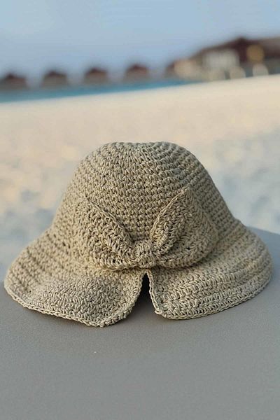 Ka Hijab Beige Hand Knitted Bow Straw Hat
