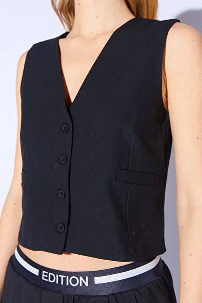 EDITION WOMAN Чорний жилет з V-подібним коміром, класичним поясом і ґудзиками | EK100371432