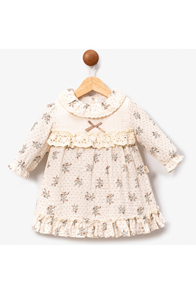Diaraz Kids Çiçek Desenli Dantel Detaylı Müslin Bebek Elbisesi – Zarif ve Kon...