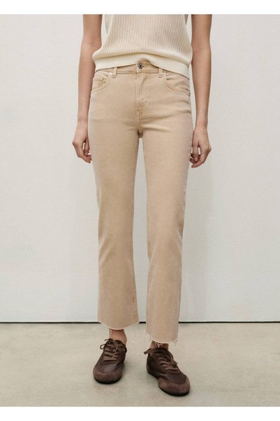 MANGO Woman İspanyol paçalı kısa jean pantolon