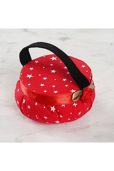 ELYSIA Loren Kola Attachable Pin with Red Star