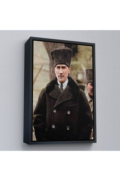 Harita Sepeti Ζωγραφική Πορτρέτο Ατατούρκ με χρυσό πλαίσιο Μουσταφά Κεμάλ Ατατούρκ Ορθογώνιο Διακοσμητικό Πίνακα Ζωγραφικής σε καμβά