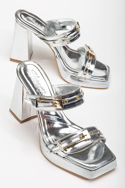 Hayalimdeki Ayakkabı Tommo Silver Patent Leather Platform Open Toe Thick Heeled Shoes