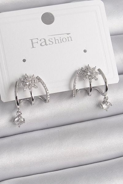 Clariss Brass Silver Color Zircon Stone Flower Figure Dangle Detail Women's Earrings