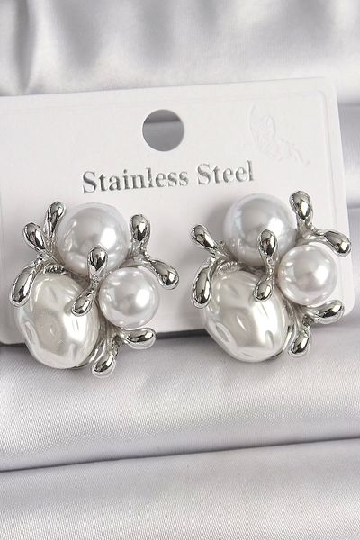 Clariss Brass Silver Color Pearl Bud Model Women's Earrings