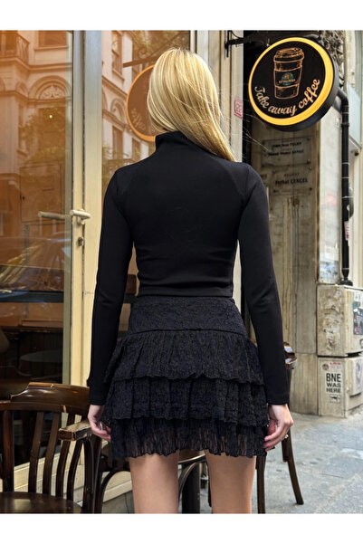 hazelin Дамска черна многослойна мини пола с дантела и подплата HZL25W-ZK13481