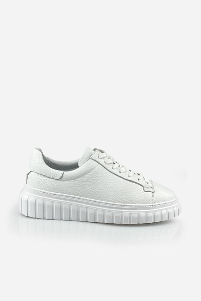 LUSIVE White 100% Genuine Leather Ultra Comfortable Men's Casual Shoes Luass26Al0046