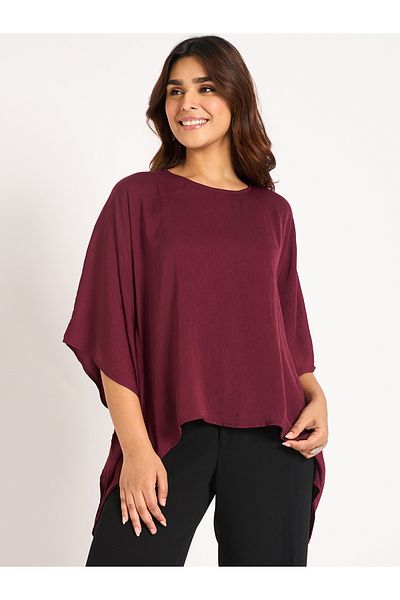 Femmella By Styli بلوزة ساتان برقبة دائرية وحافة غير متماثلة
