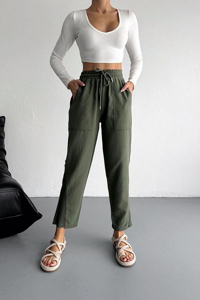 İstangül Butik Pantaloni de in cu plasă și detaliu nasturi